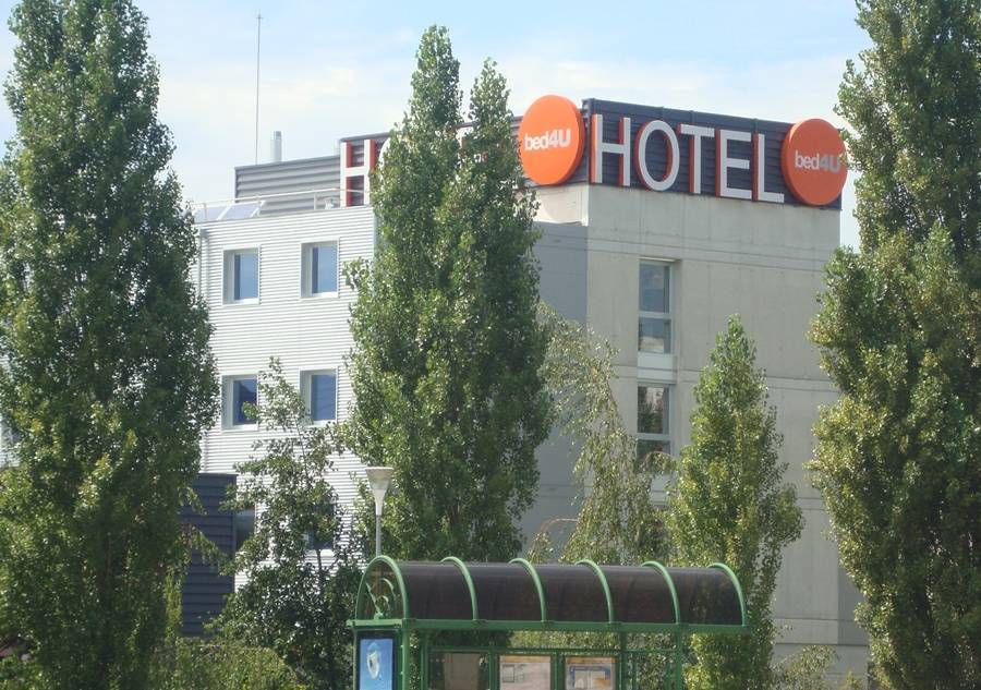 Hotel Bed4U Pamplona Exterior photo